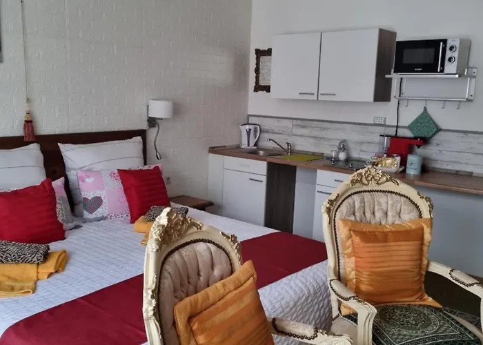 Haus Isabella * Lutzerath